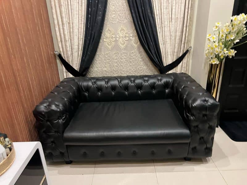 2 seater sofa 0