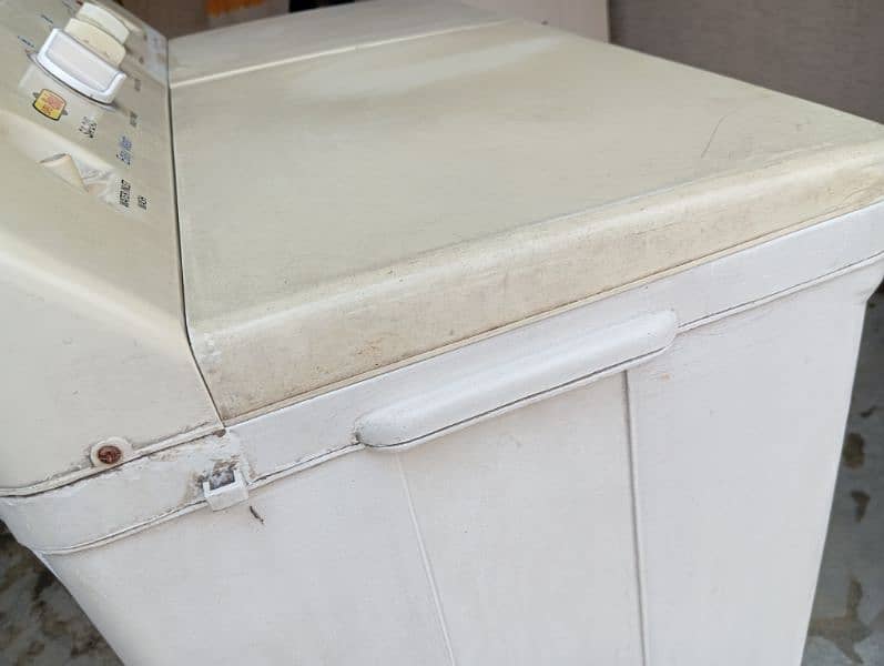 Super Asia SA-245 8 Kg in Good Condition 15