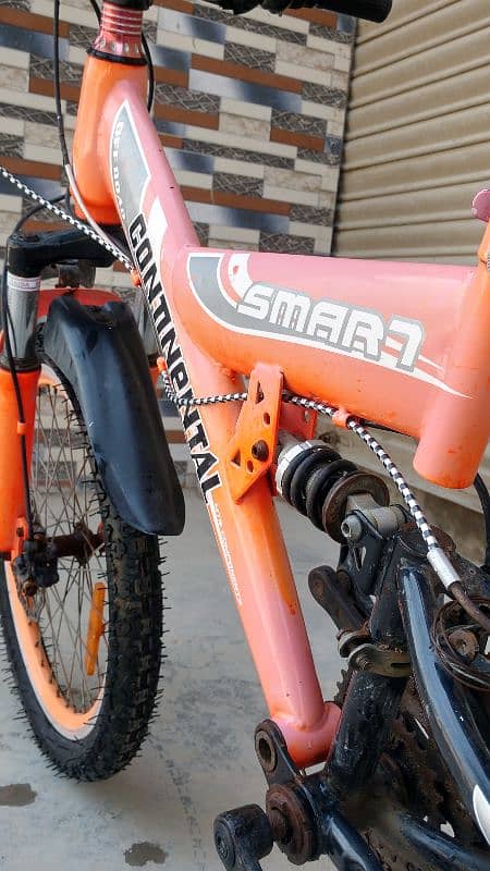 best condition dono tyre new hn gher wali cycle hai 11