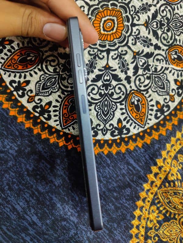 Tecno spark 20 5