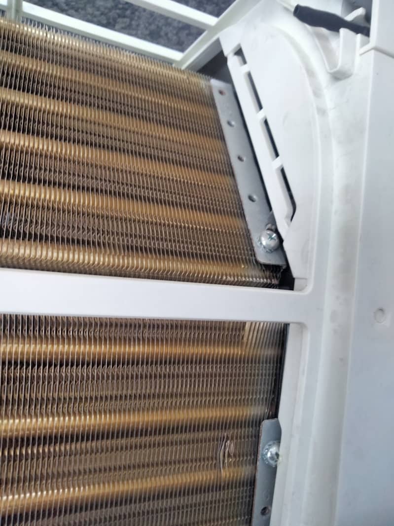 Haier Ac 1.5 ton non inverter 0