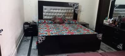 pure wood poshish bed and dressing table