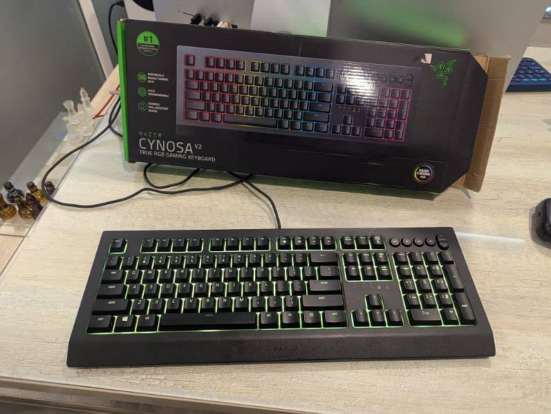 Raze cynosa v2 RGB gaming keyboard 0