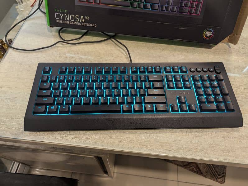 Raze cynosa v2 RGB gaming keyboard 1