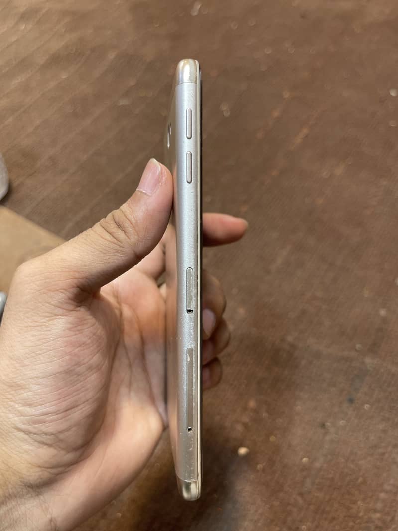 Samsung Galaxy J7 Prime 2