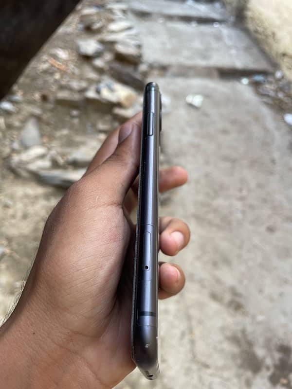 I phone 11 2
