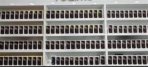 Apple iPhone 16 Pro Max 256GB PTA Approved (Box Pack) Brand New 2
