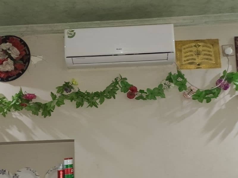 Gree Ac Brand new Condition 2