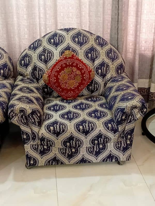 SOFA SET AND TEA TROLLY 2