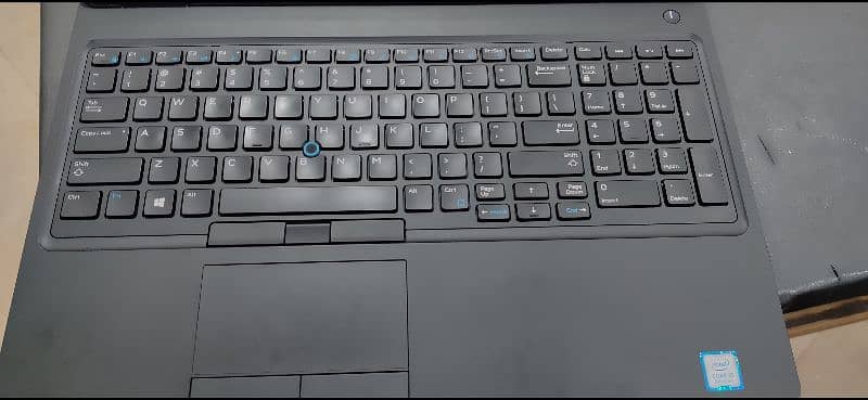 Dell Laptop 3