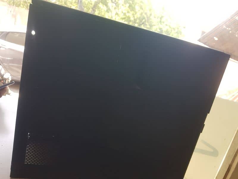 system :i5 second generation    monitor: 22 inch hp 4