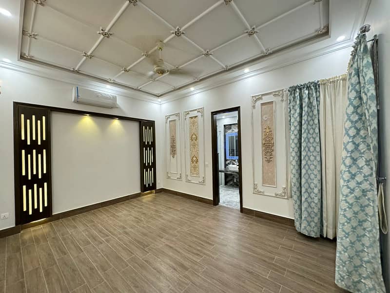 10 Marla Out Class Full House For Rent In DHA Phase 5,Block D. 16