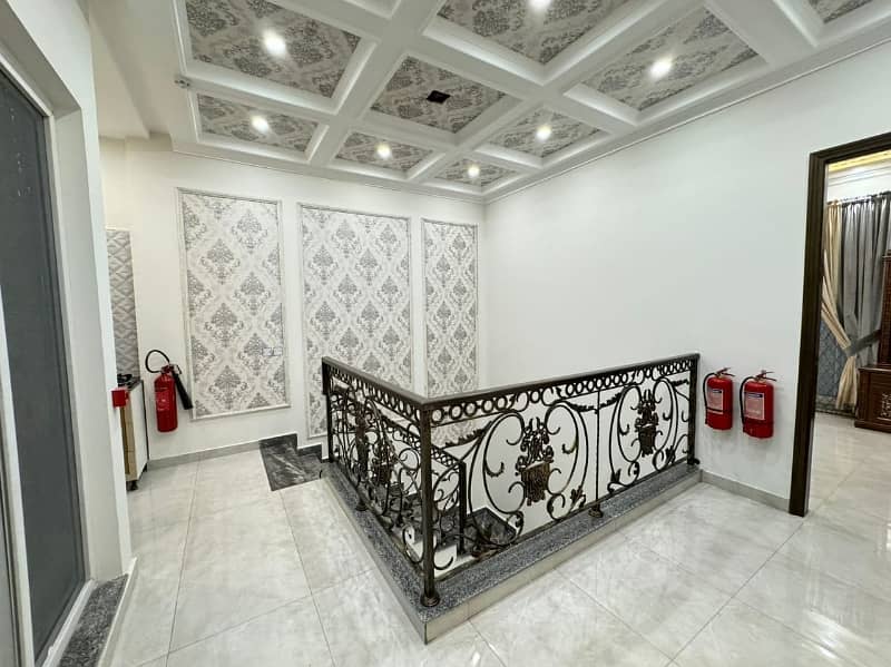 10 Marla Out Class Full House For Rent In DHA Phase 5,Block D. 18
