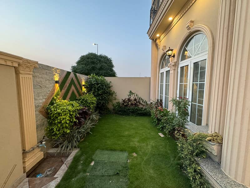 10 Marla Out Class Full House For Rent In DHA Phase 5,Block D. 23