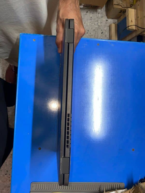 Dell Latitude 7410 4