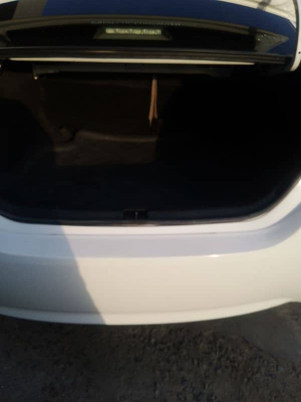Toyota Altis Grande 2015 4