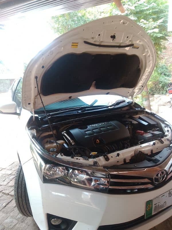 Toyota Altis Grande 2015 11