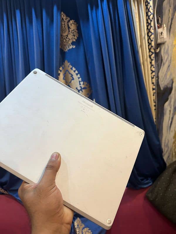 surface laptop 2 || core i5 8th generation || 4k resolution || Touch 13