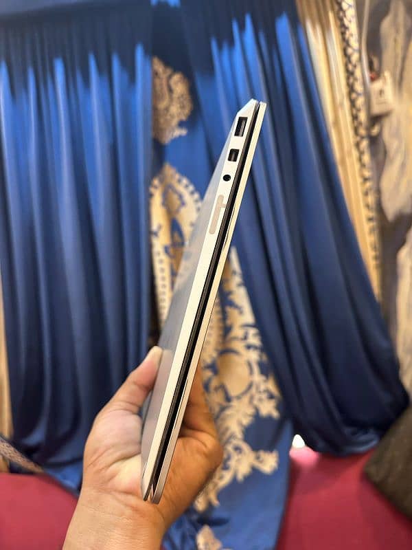 surface laptop 2 || core i5 8th generation || 4k resolution || Touch 16