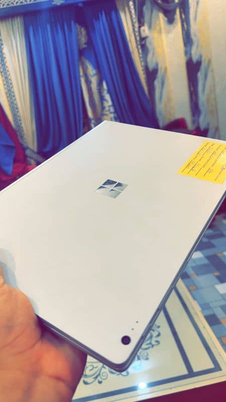 surface laptop 2 || core i5 8th generation || 4k resolution || Touch 19