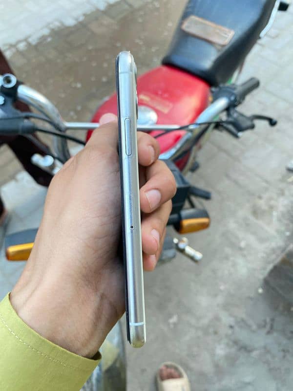 iPhone 11 pro for sale 1