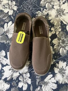 Skechers