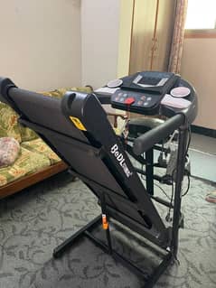 Treadmill in new condition