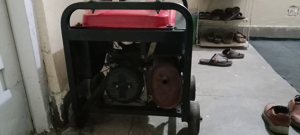 Like New Genrator for sale 2