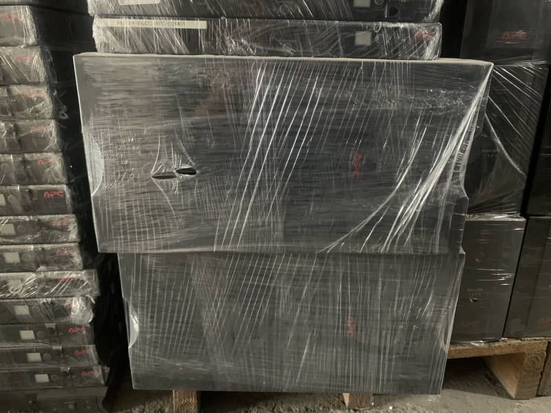 Apc SUA 5000i 48 volt pure sine wave 4