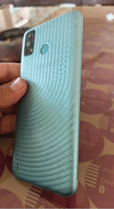 Tecno spark 6 go 4/64 0