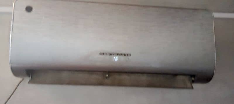 sada 1 ton ac for sale 03285199993 chalo halat chel kar deta hy 1