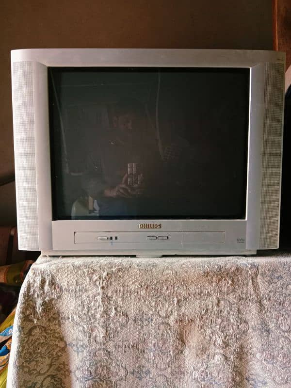 Philips TV for sale good condition good colors 1