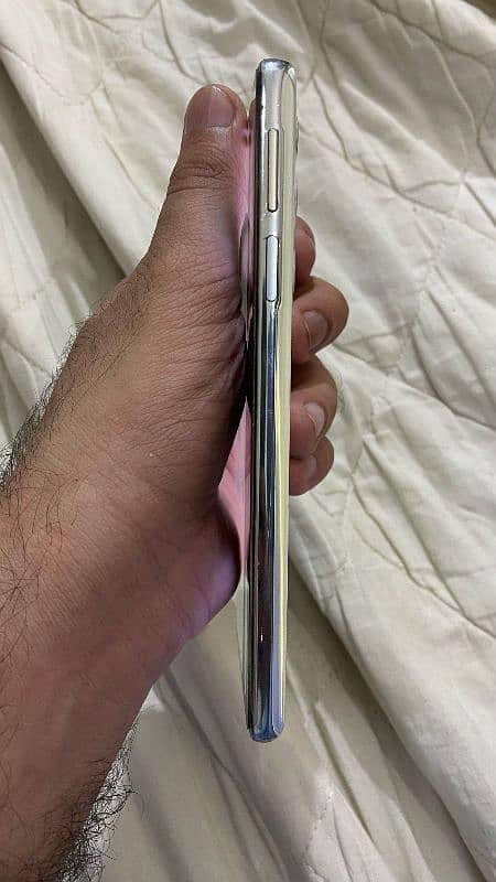 Motorola edge 30 pro 2022 8/512 3
