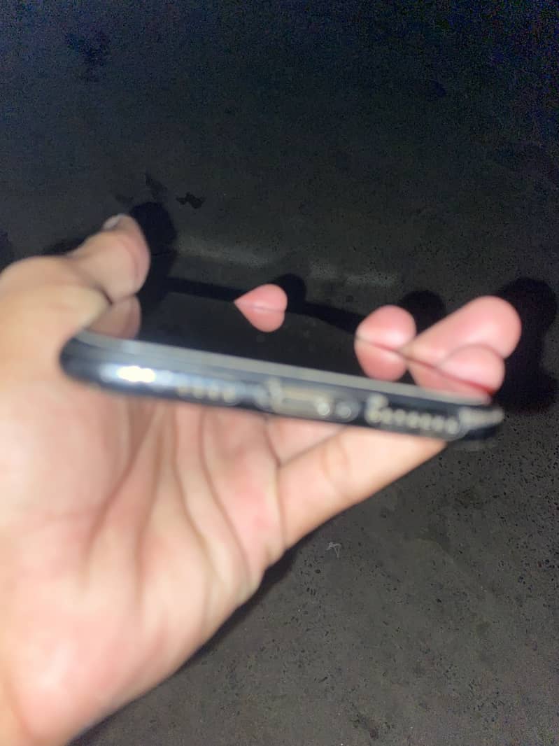 Iphone xsmax 256 gb exchange possible 5
