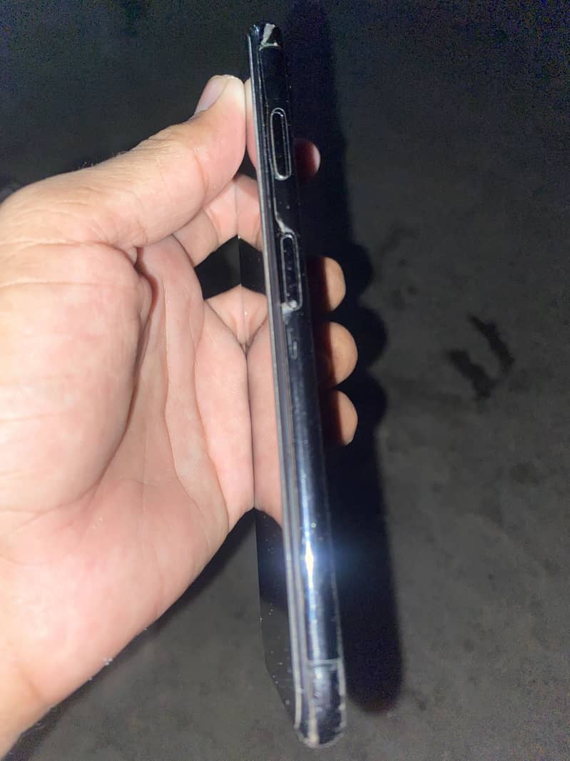 Iphone xsmax 256 gb exchange possible 7