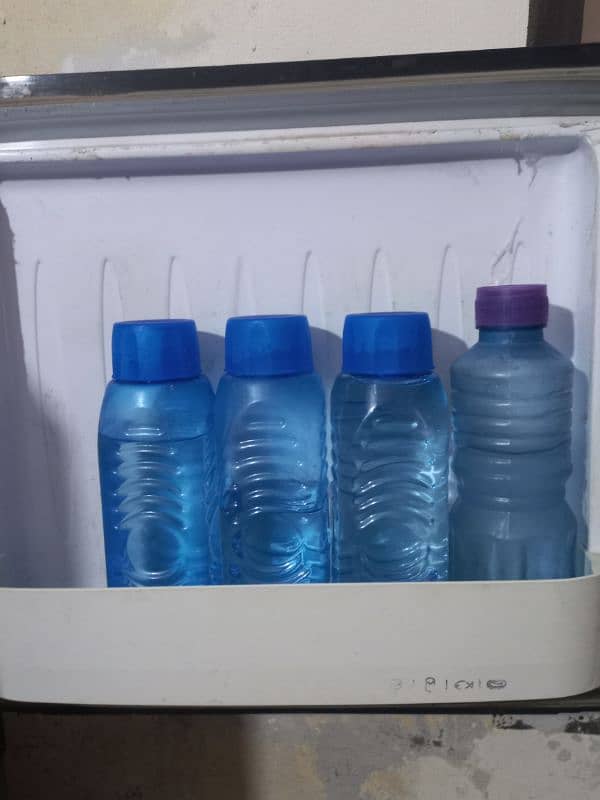 Orient Fridge 3