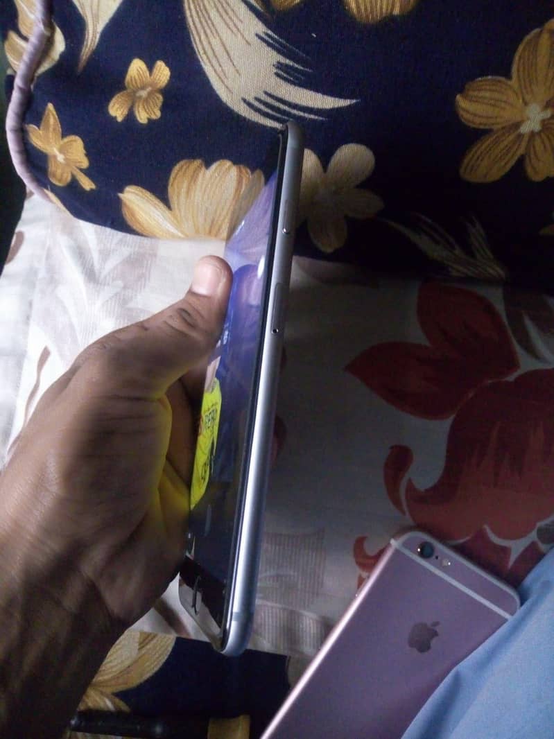 Iphone 6s plus 16 gb nd iphone 6s 64GB 3