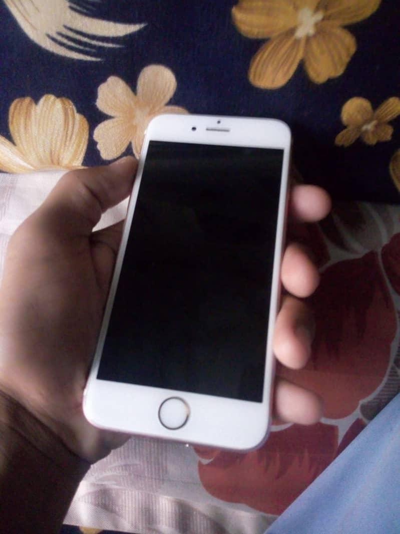 Iphone 6s plus 16 gb nd iphone 6s 64GB 4