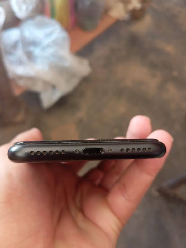 iPhone se (2020) 2