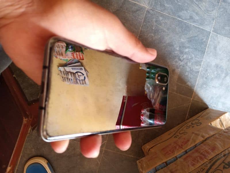 Sharp Aquos R3  urgent sale 5