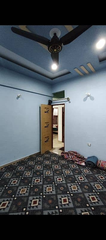 Fully Furnished 70 Sq Yd Flat - 3 Rooms + Kitchen + 2 Bathrooms 13