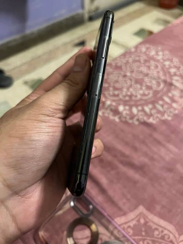 IPHONE X 64 GB ( NON PTA ) 5