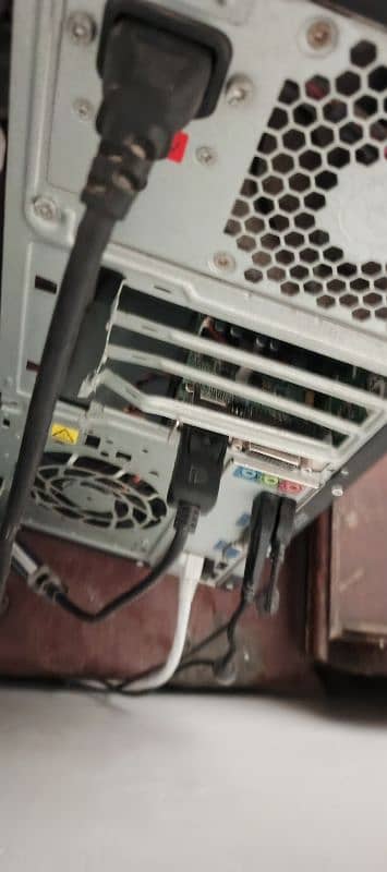 hp comuper pc all ok computer urgent sale 0