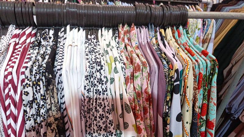 printed abaya 4