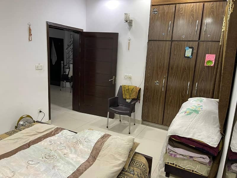 5 Marla house for rent in AA block bahria town Lahore 1