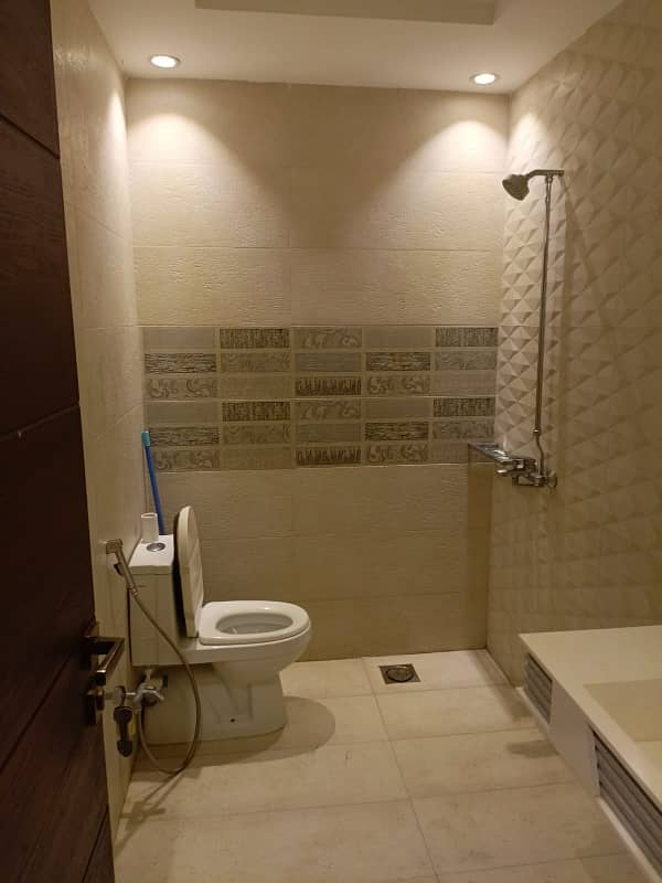 5 Marla house for rent in AA block bahria town Lahore 8