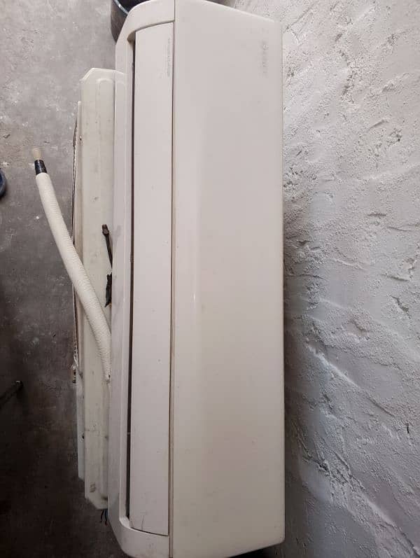 Gree Ac 1.5 ton DC inverter 1