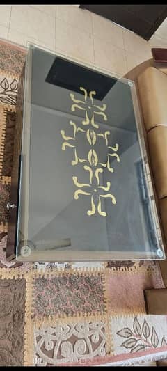 excellent condition table for sale