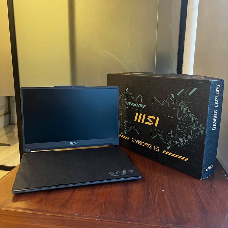 Laptop MSI Cyborg 15 A13VE - Gaming Laptop 0