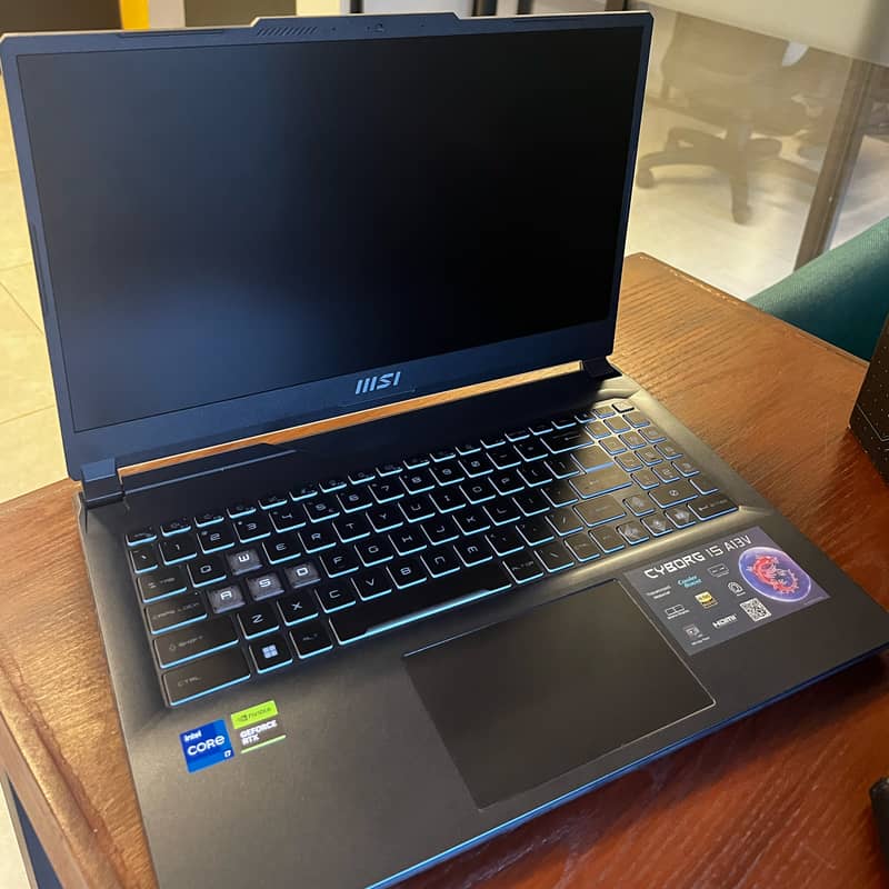 Laptop MSI Cyborg 15 A13VE - Gaming Laptop 2